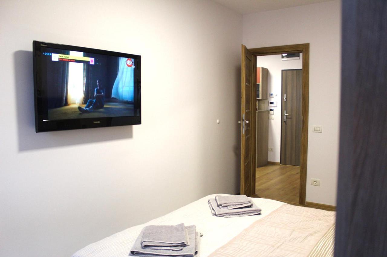 Apartman Sarah Oradea Exterior photo